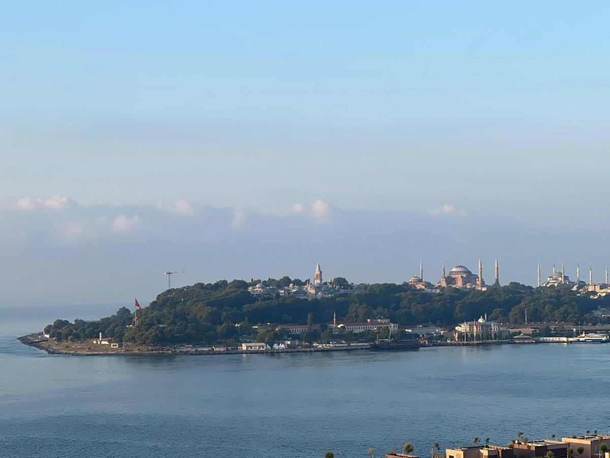 A Million Dollar View In The Heart Of The City Κωνσταντινούπολη Εξωτερικό φωτογραφία